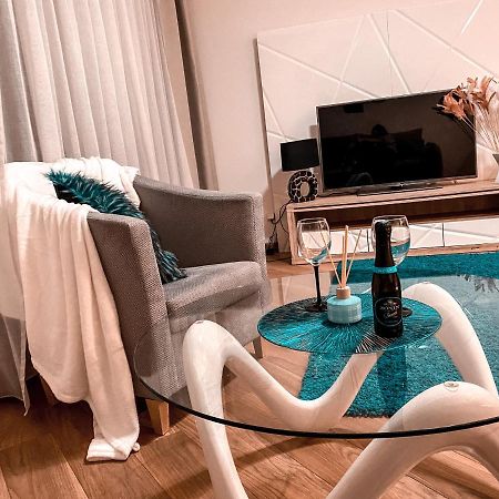 Apartament Solna 80 - Centrum Miasta Z Podziemnym Garazem Кельце Экстерьер фото